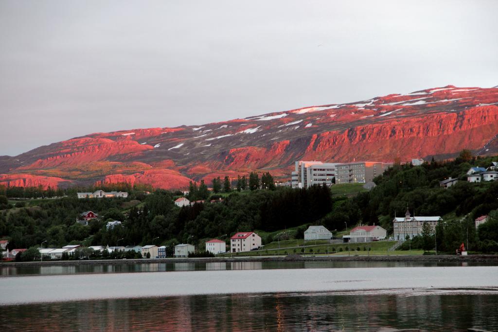 Acco Guesthouse Akureyri Zewnętrze zdjęcie